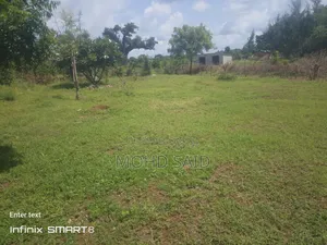 3bdrm Bungalow in Jacaranda Beach Road, Malindi for sale