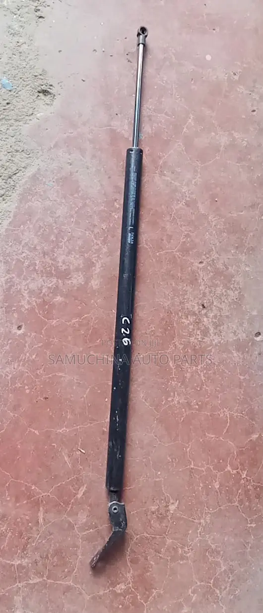 Boot Shock Nissan Serena C26