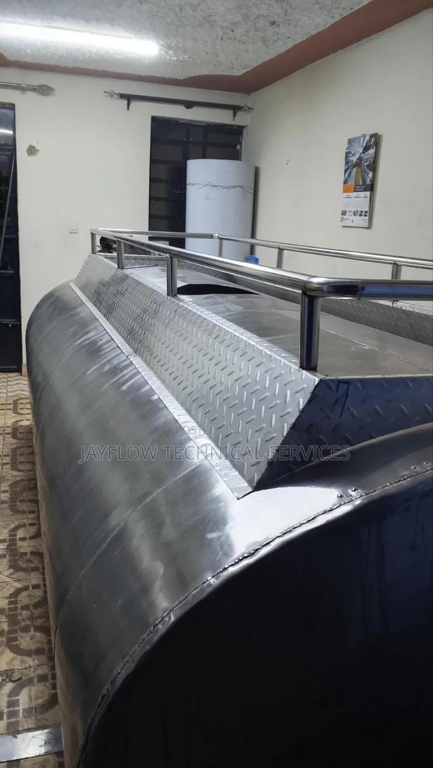 Stainless Steel Tank 7000 Ltrs(Water Boozer)
