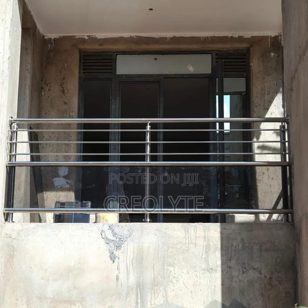 Stainless Steel Horizontal Rail Balcony Balustrade –