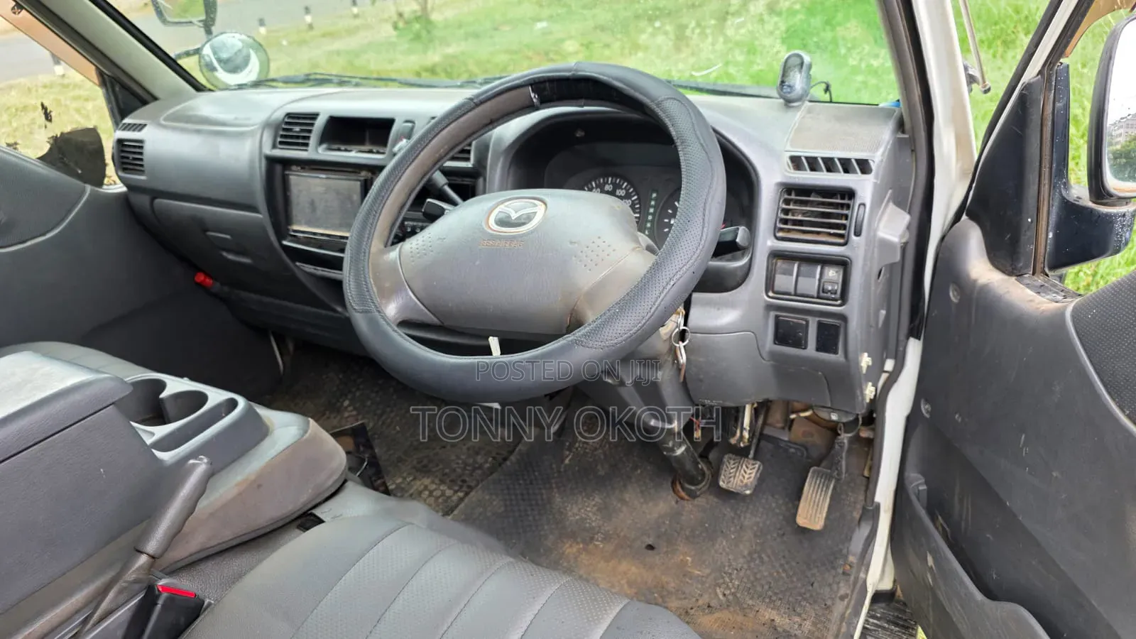 Mazda Bongo 2014 White