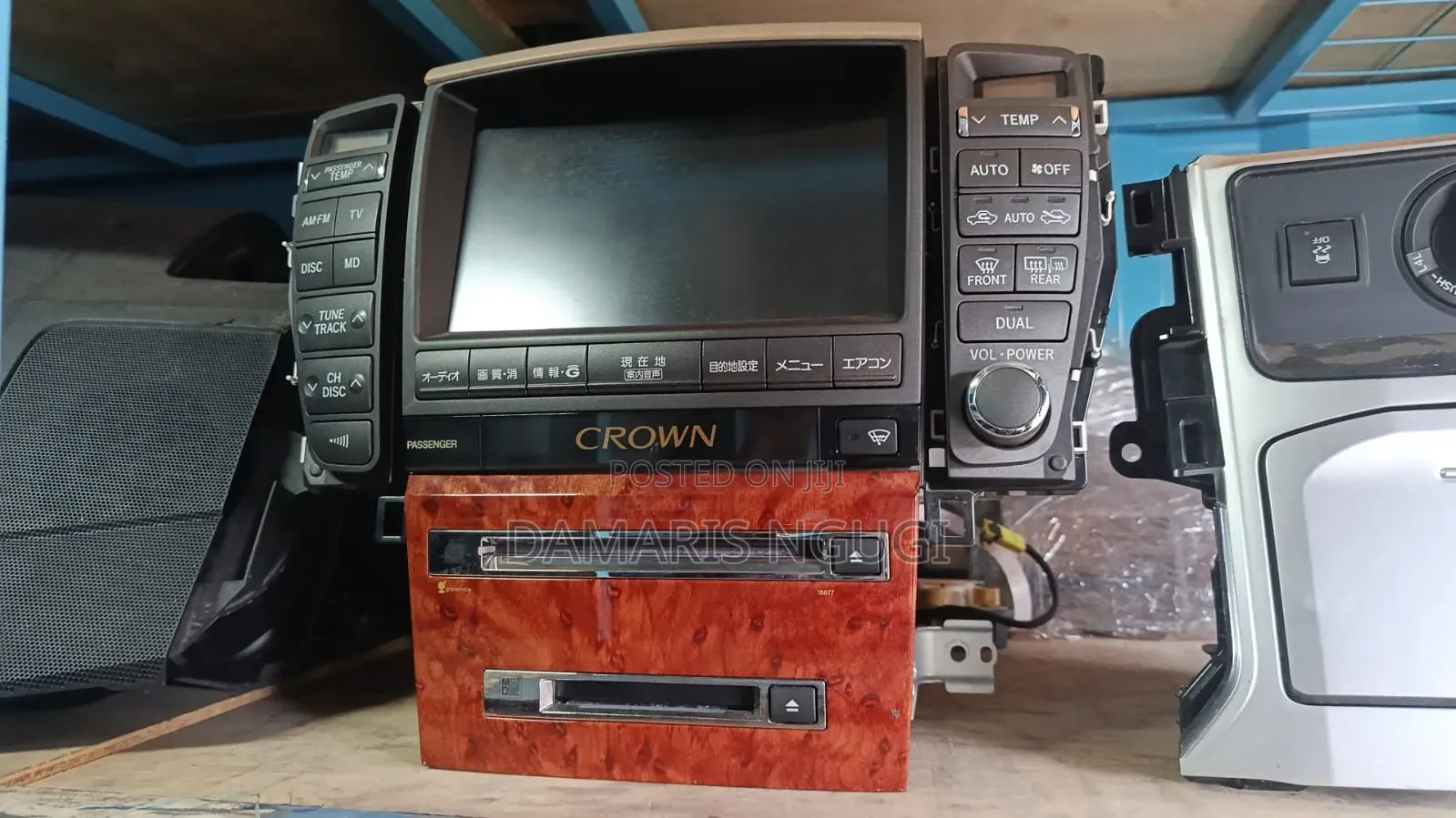 Crown 2008 Radio/Ac Control