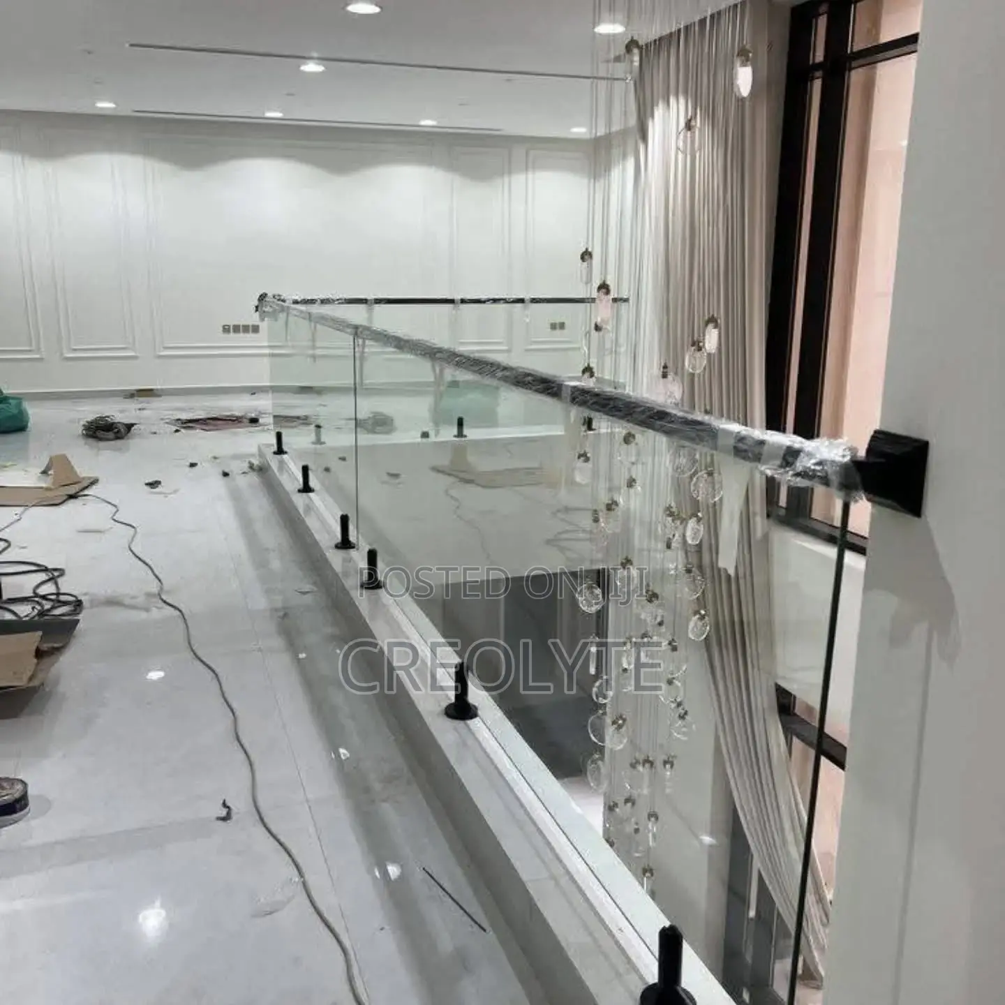 Frameless Glass Landing Balustrade With Black Spigots