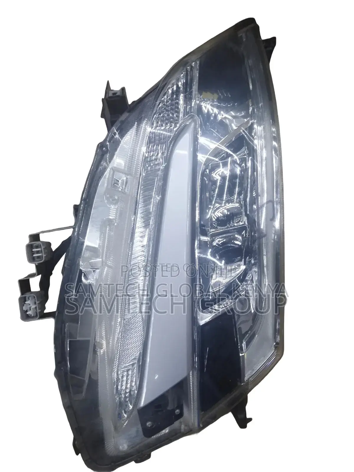 Toyota Noah Headlights 2018 Model