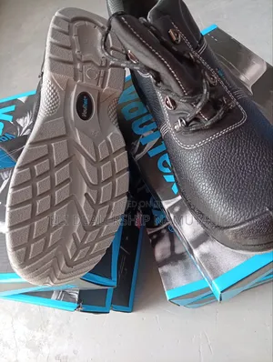 Vaultex Safety Footwear – Trusted Protection Every Step Of The Way