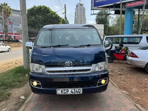 Toyota HiAce 2011 Blue