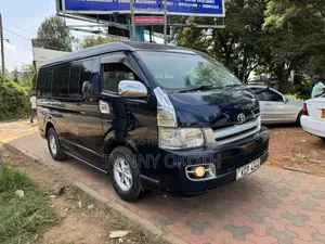 Toyota HiAce 2011 Blue