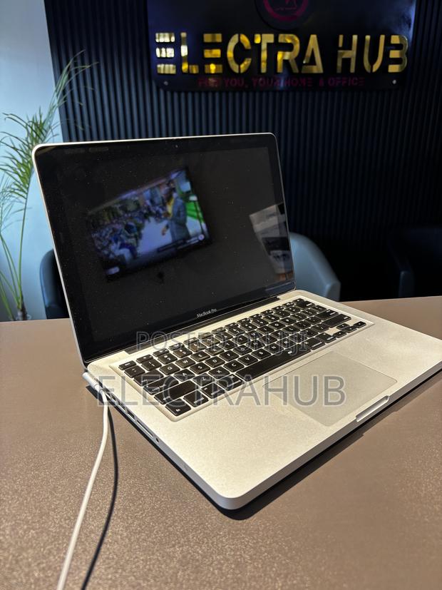 Laptop Apple MacBook Pro 2015 8GB Intel Core i5 HDD 500GB - main view