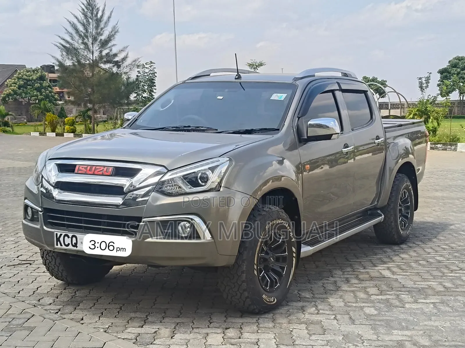 Isuzu D-MAX 2018 Gray