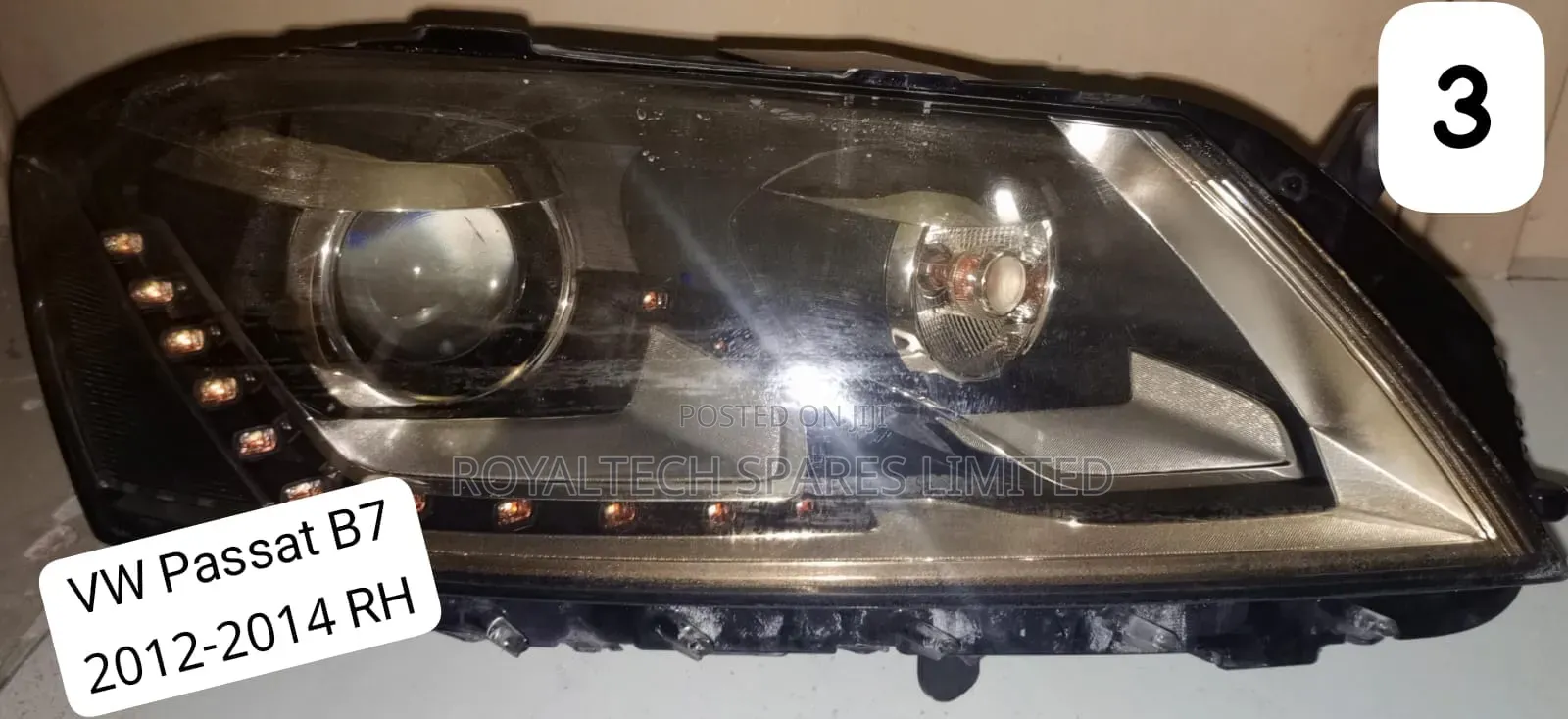 Vw Passat B7 RHS Headlamp