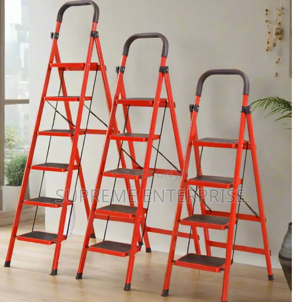 Heavy-Duty and Durable Stepping Ladder for Your Safety 6 Steps.