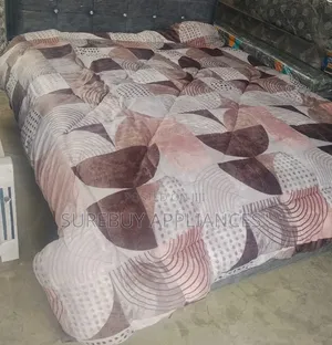 Premium 5x6 Single Woolen Duvet for All Seasons