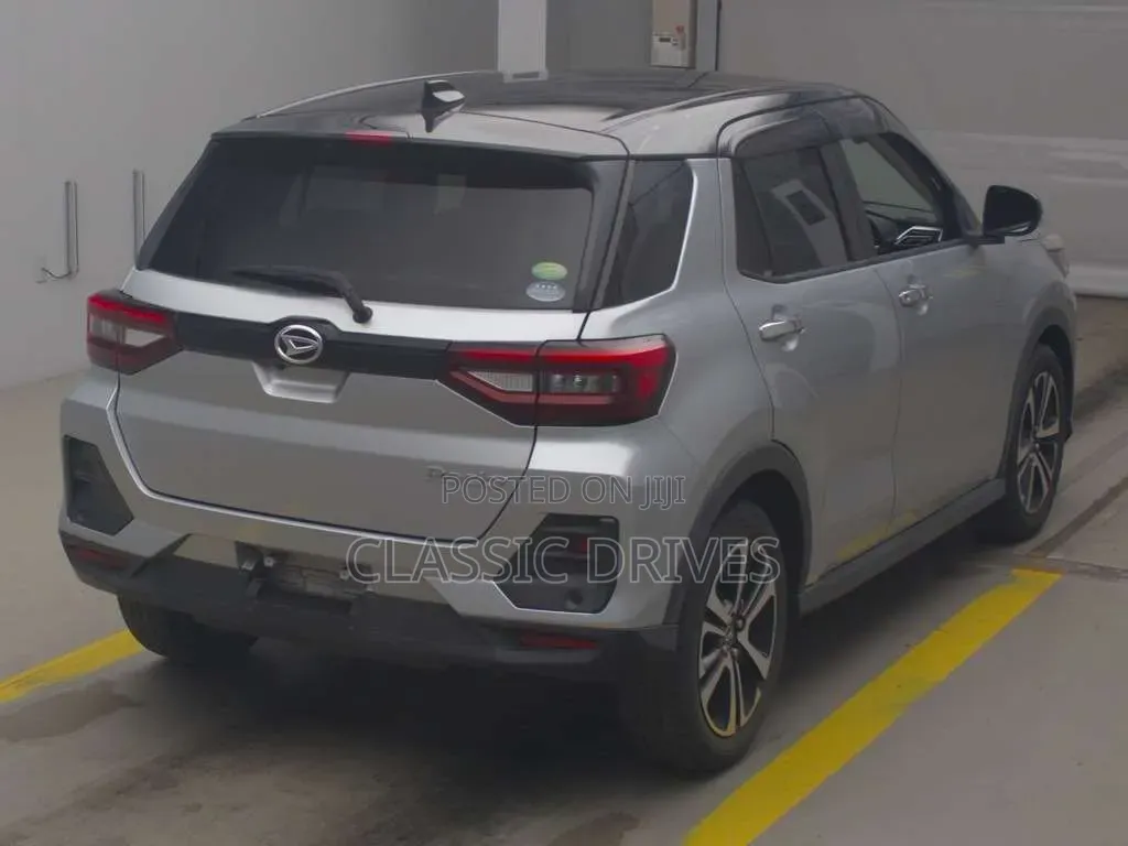 Daihatsu Rocky 2020 Silver