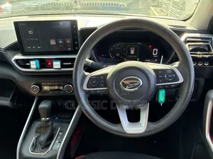 Daihatsu Rocky 2020 Silver