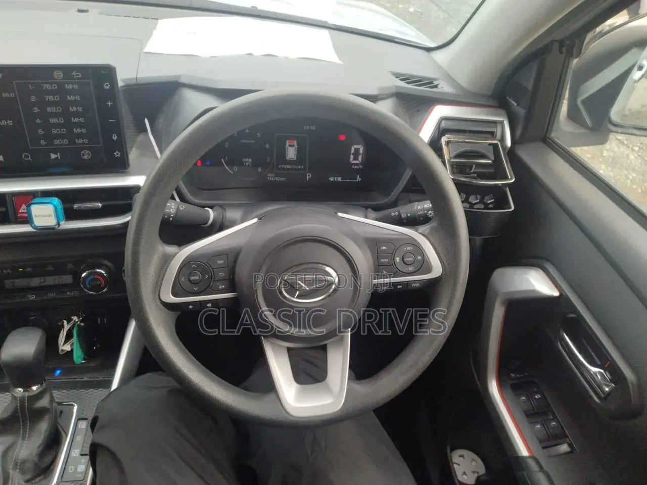 Daihatsu Rocky 2020 Silver