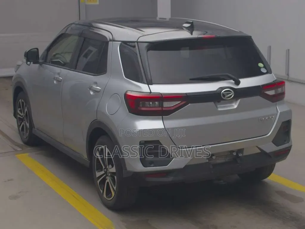 Daihatsu Rocky 2020 Silver