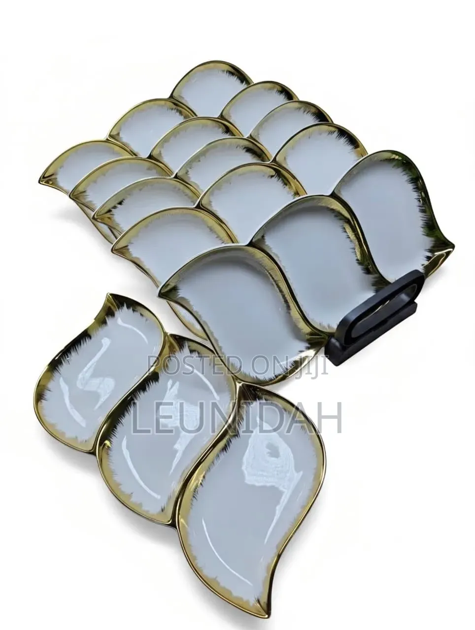 Premium Kitchen Wear and Utensils