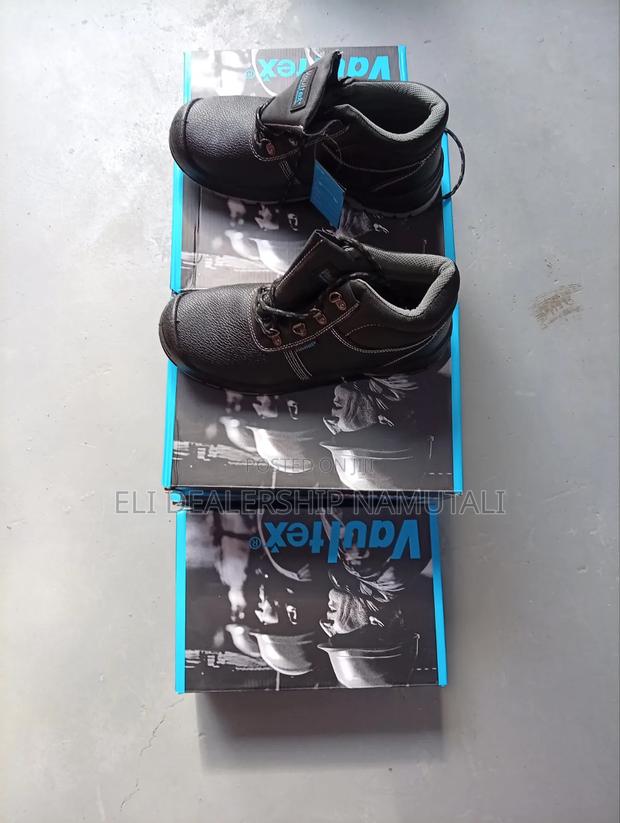 Vaultex Stay Safe At Work With Vaultex Safety Shoes
