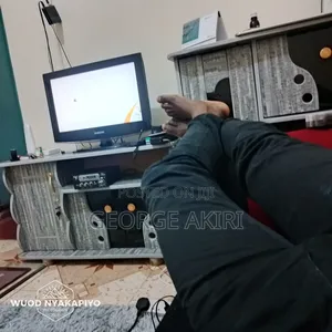 Tv Stand [Kabati Ndogo Ya Tv]