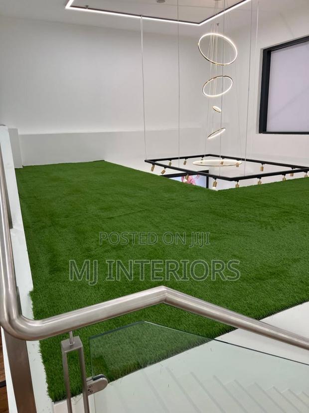 Artificial Lawn Carpet for Neat Compound Makeover Services