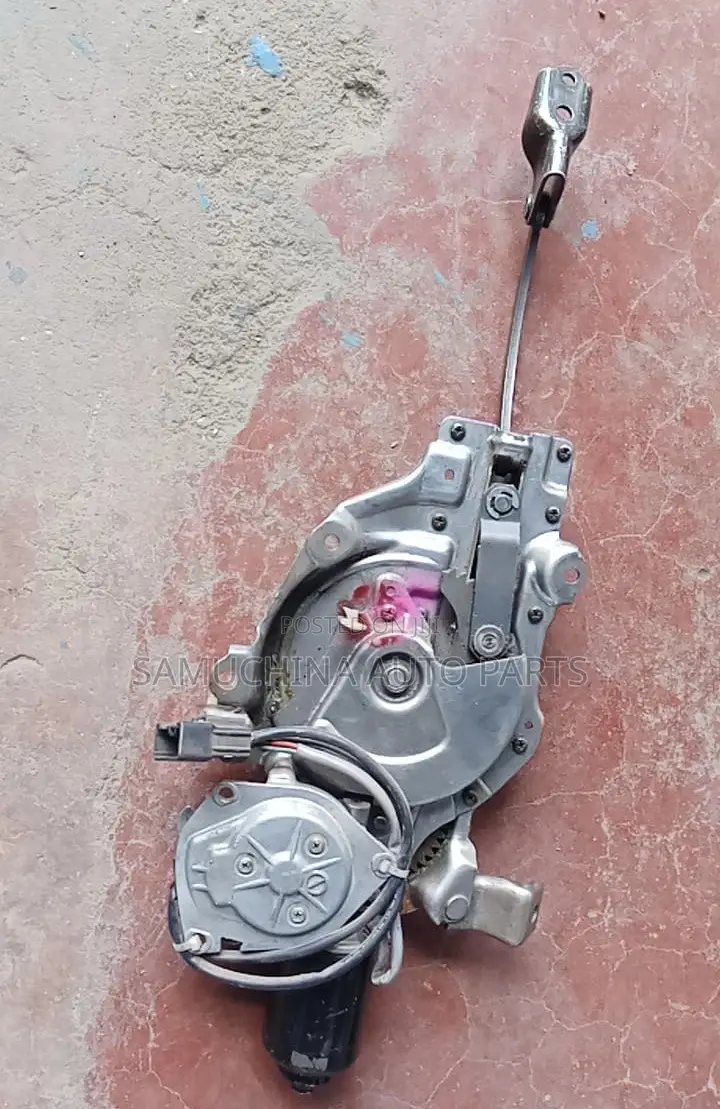 Automatic Boot Lift Machine Harrier/Lexus