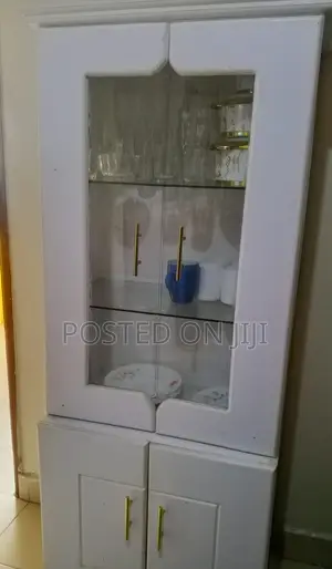 Morden Kitchen Cabinet