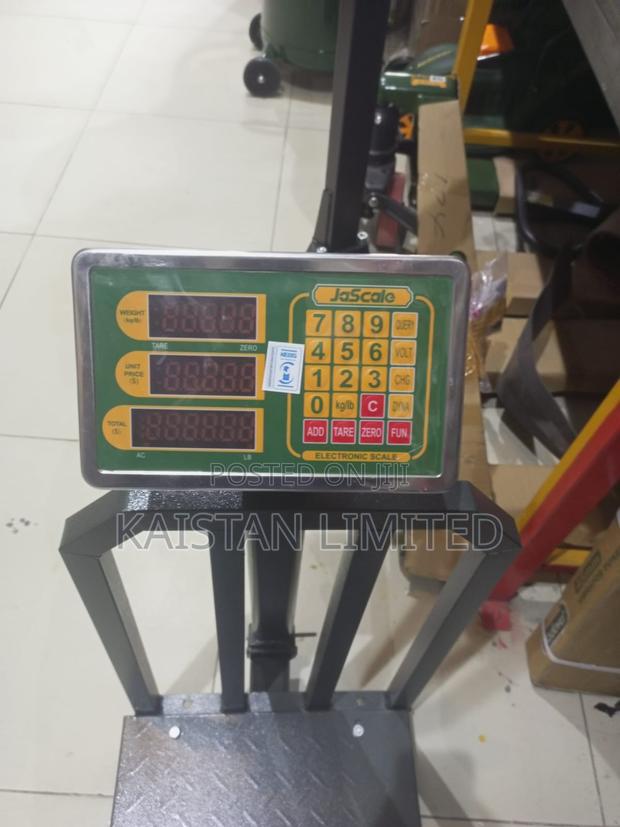 Rechargeable 100kg Electronic Scale Commercial Weighing Machine