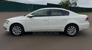 Volkswagen Passat 2013 White