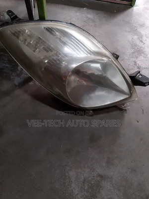 Toyota Vitz Headlight Non Xenon 05