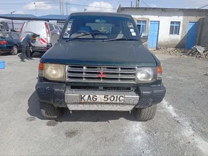 Mitsubishi Pajero Junior 1998 Green