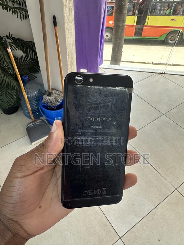 Oppo A57 32 GB Black