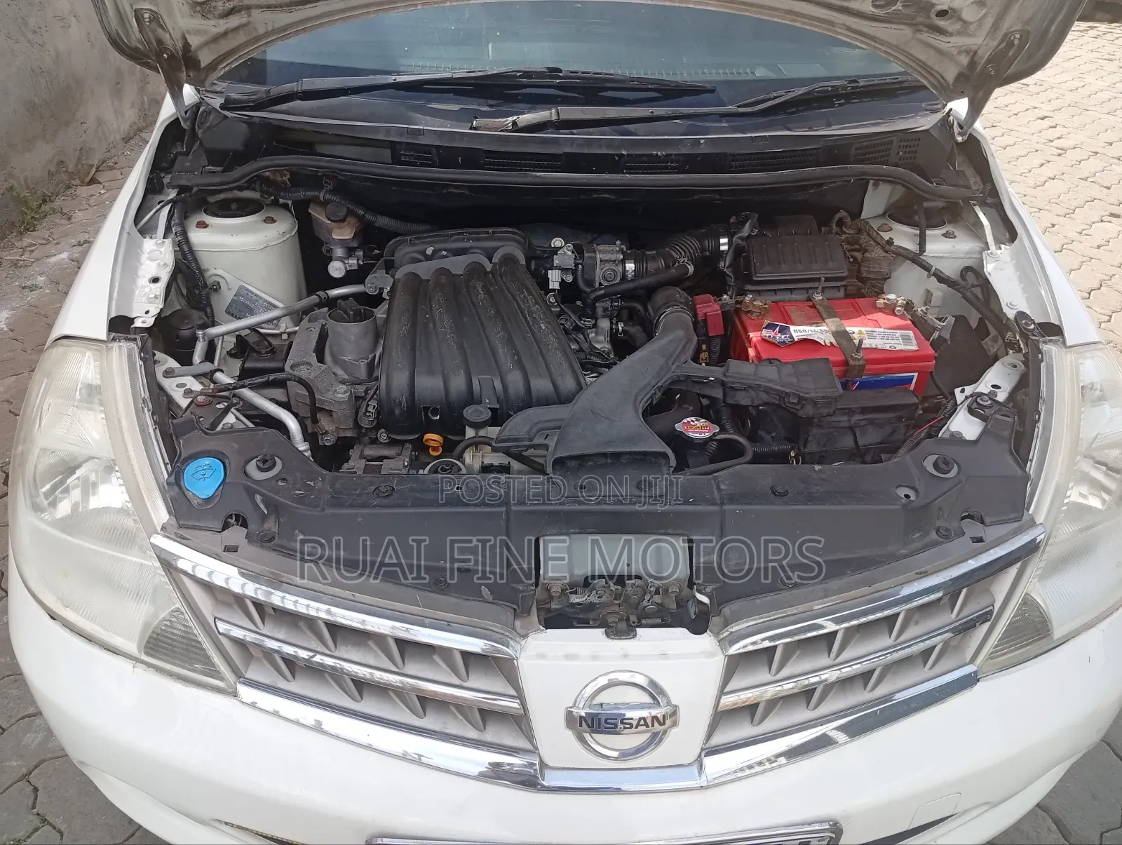 Nissan Tiida 2009 White