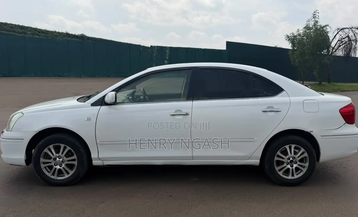 Toyota Premio 2005 White