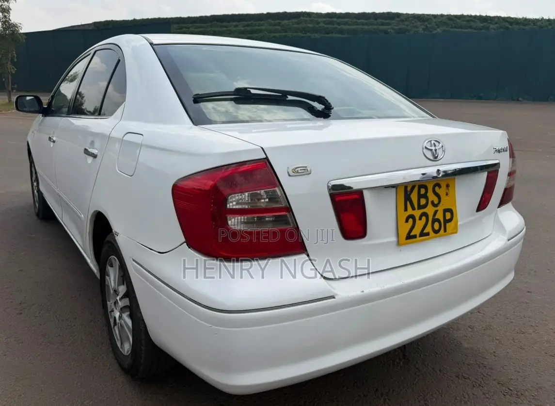 Toyota Premio 2005 White