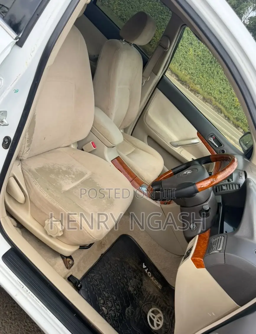 Toyota Premio 2005 White