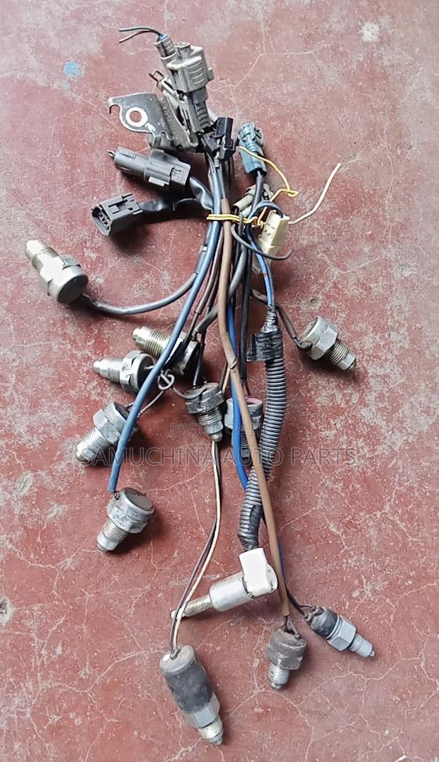 Reverse Switch Mixed Toyota - main view