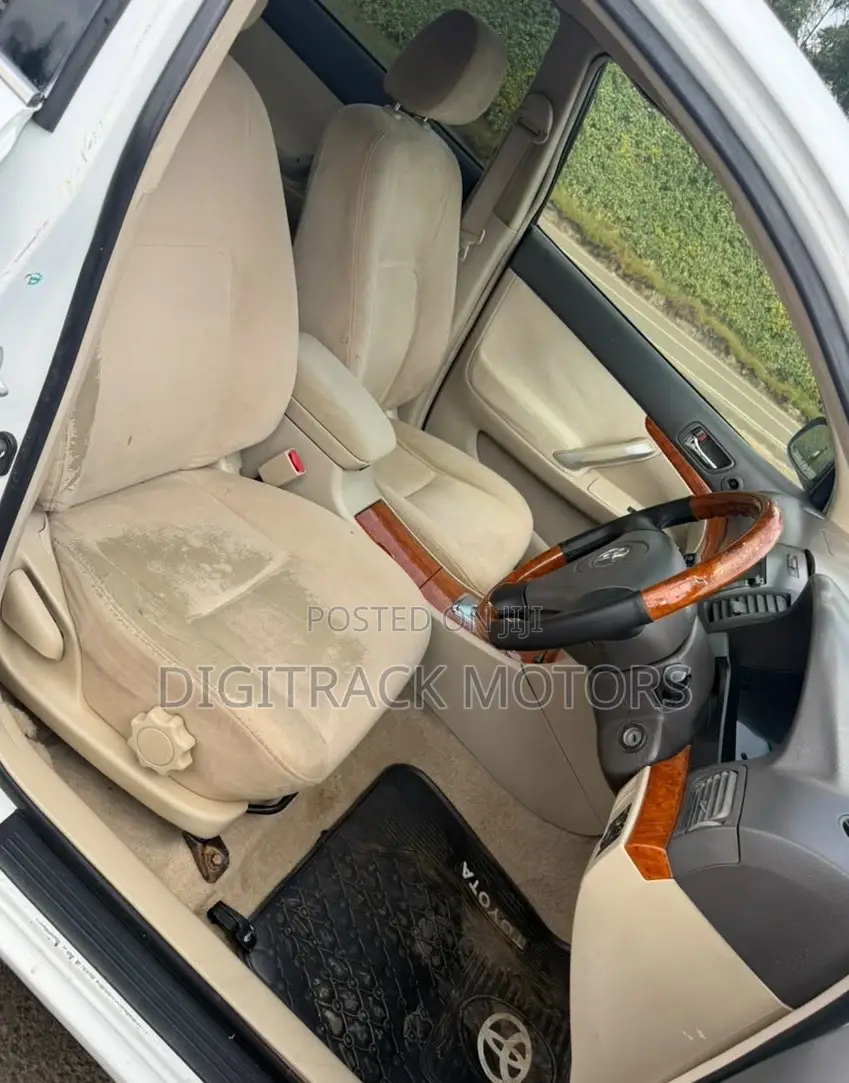 Toyota Premio 2005 White