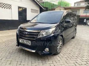 Toyota Noah 2017 Black
