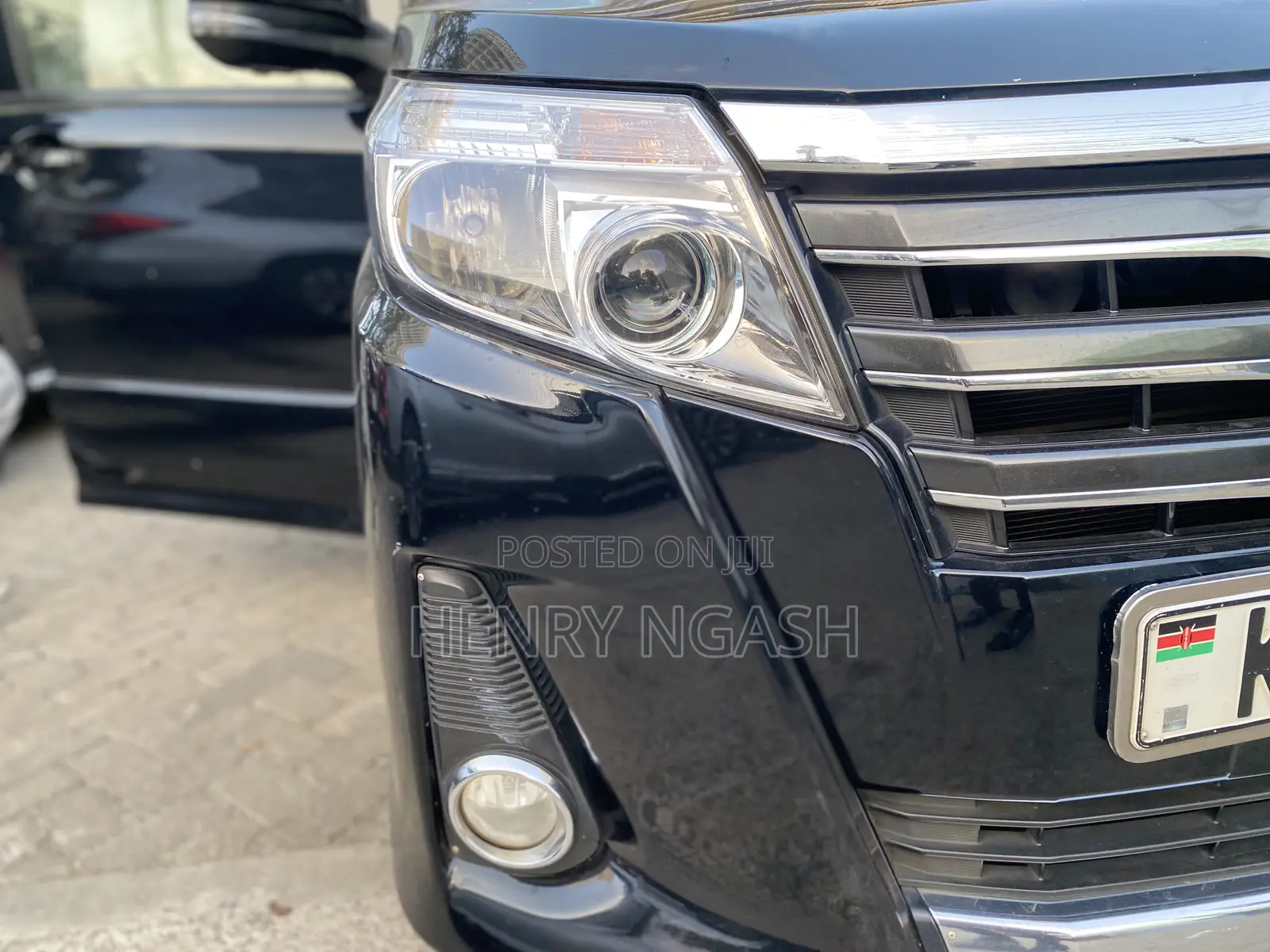 Toyota Noah 2017 Black