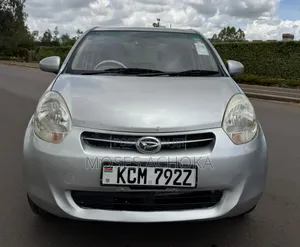 Daihatsu Boon 2010 Silver