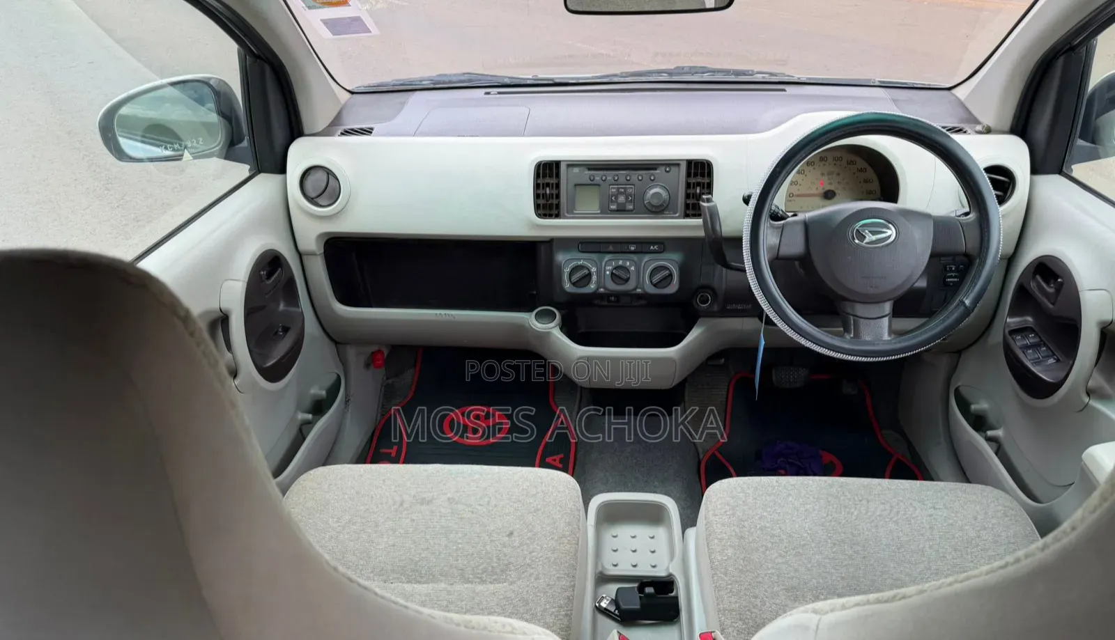 Daihatsu Boon 2010 Silver