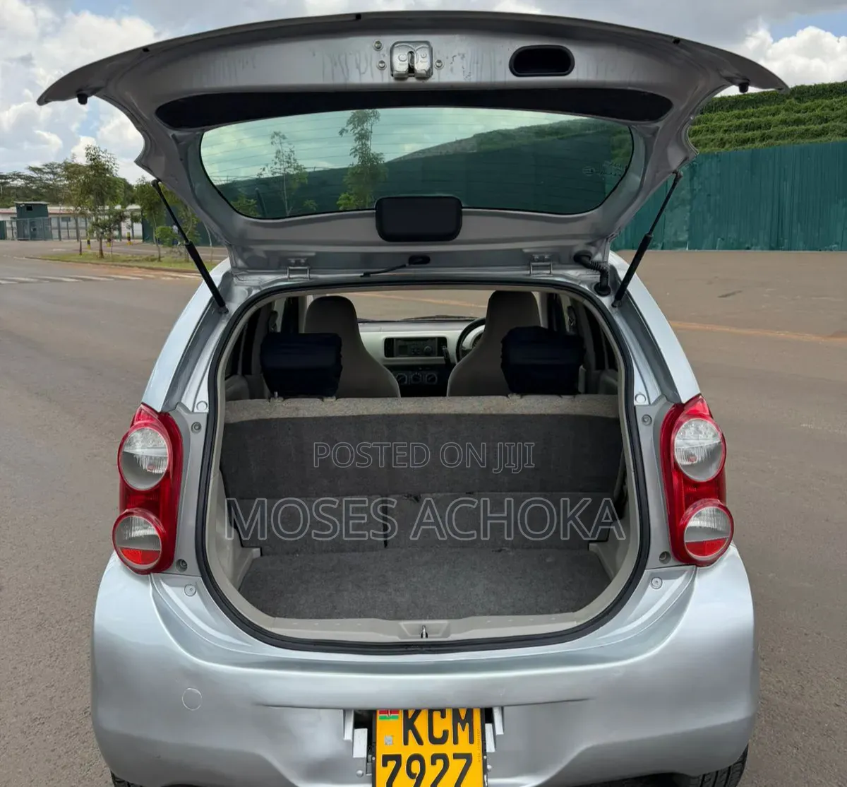 Daihatsu Boon 2010 Silver
