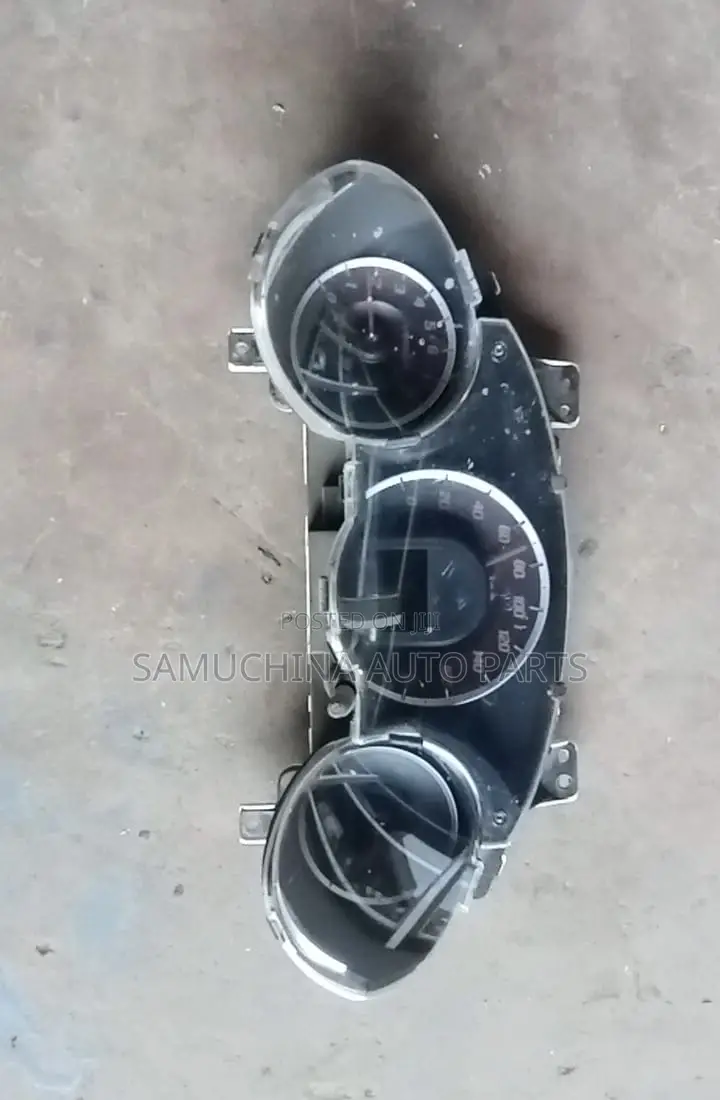 Speedclock Honda Fit Shuttle