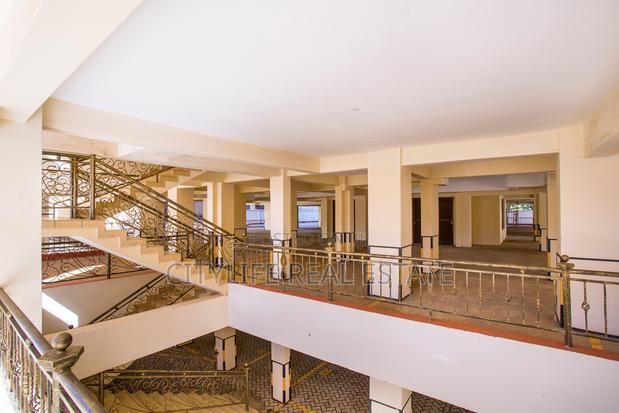 3bdrm Apartment in Thindigua for rent - thumbnail 5