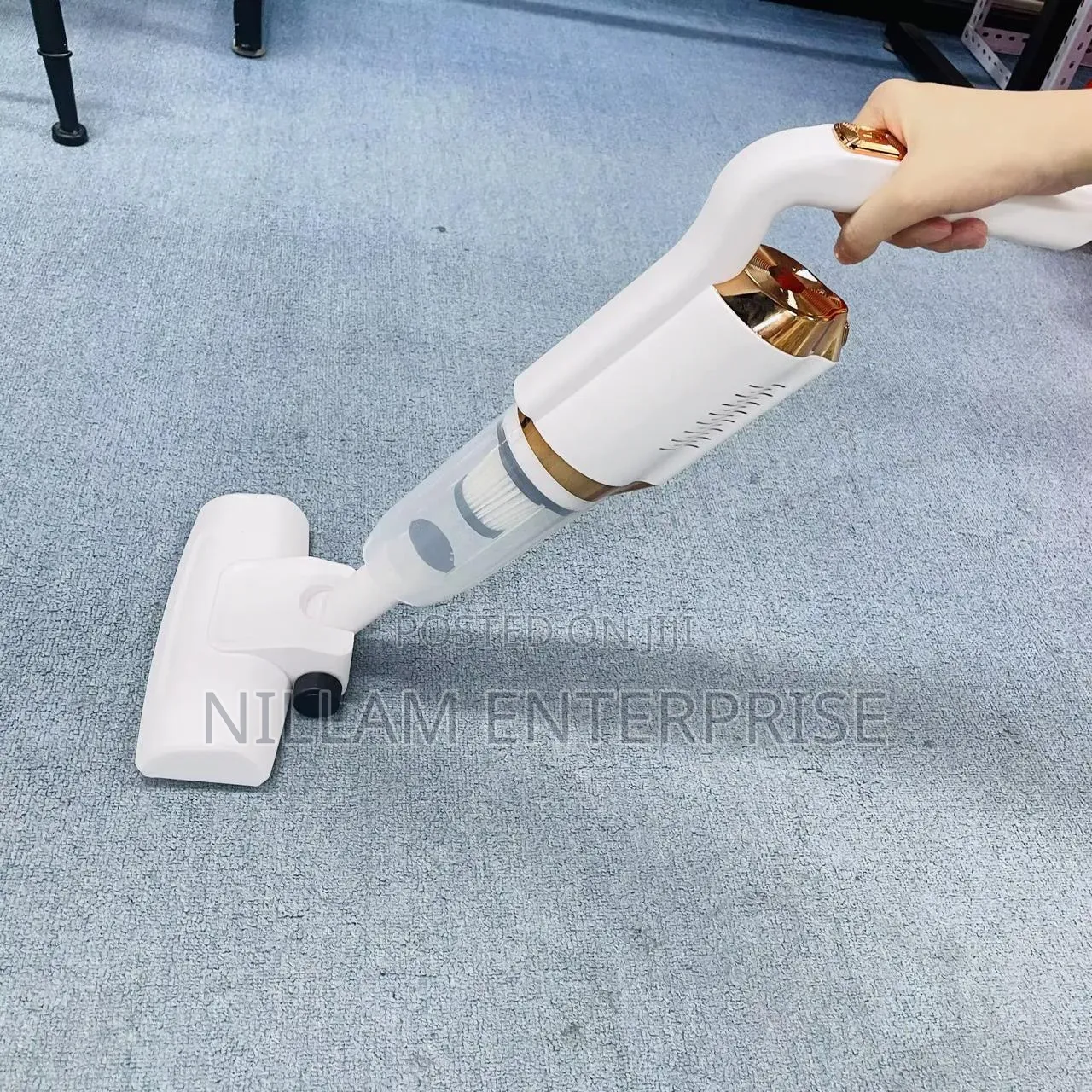120w Wireless Rechargeable Car/ Home Vacuum Cleaner.