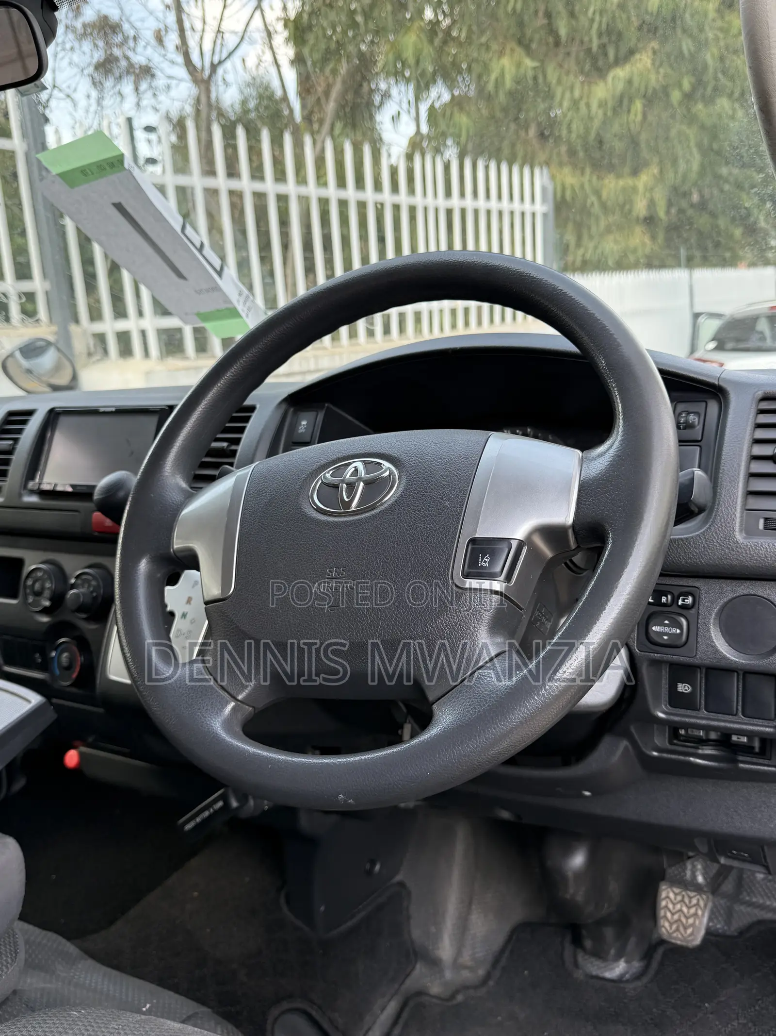 Toyota HiAce 2019 Silver