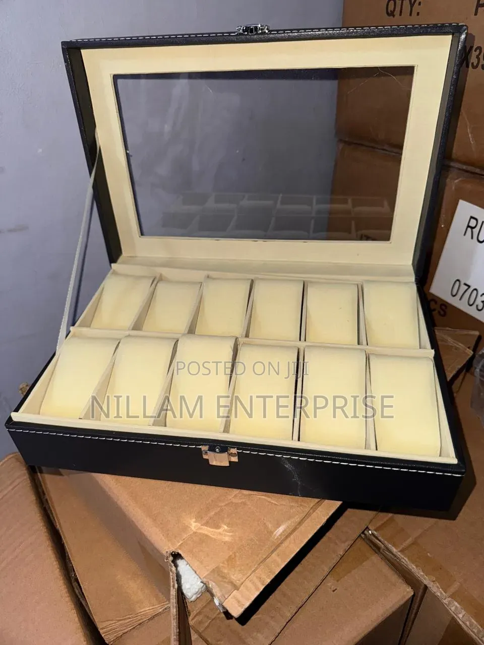 12 Slots Watch Organizer/ Storage Box*