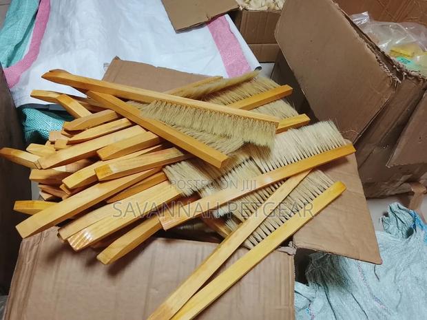 Wooden Soft-bristled Brushes For Removing Bees From Frames Hives