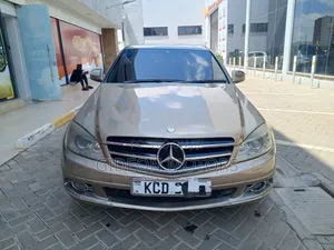 Mercedes-Benz C250 2008 Gold