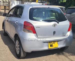 Toyota Vitz 2007
